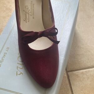 Burgundy Women's Shoes
